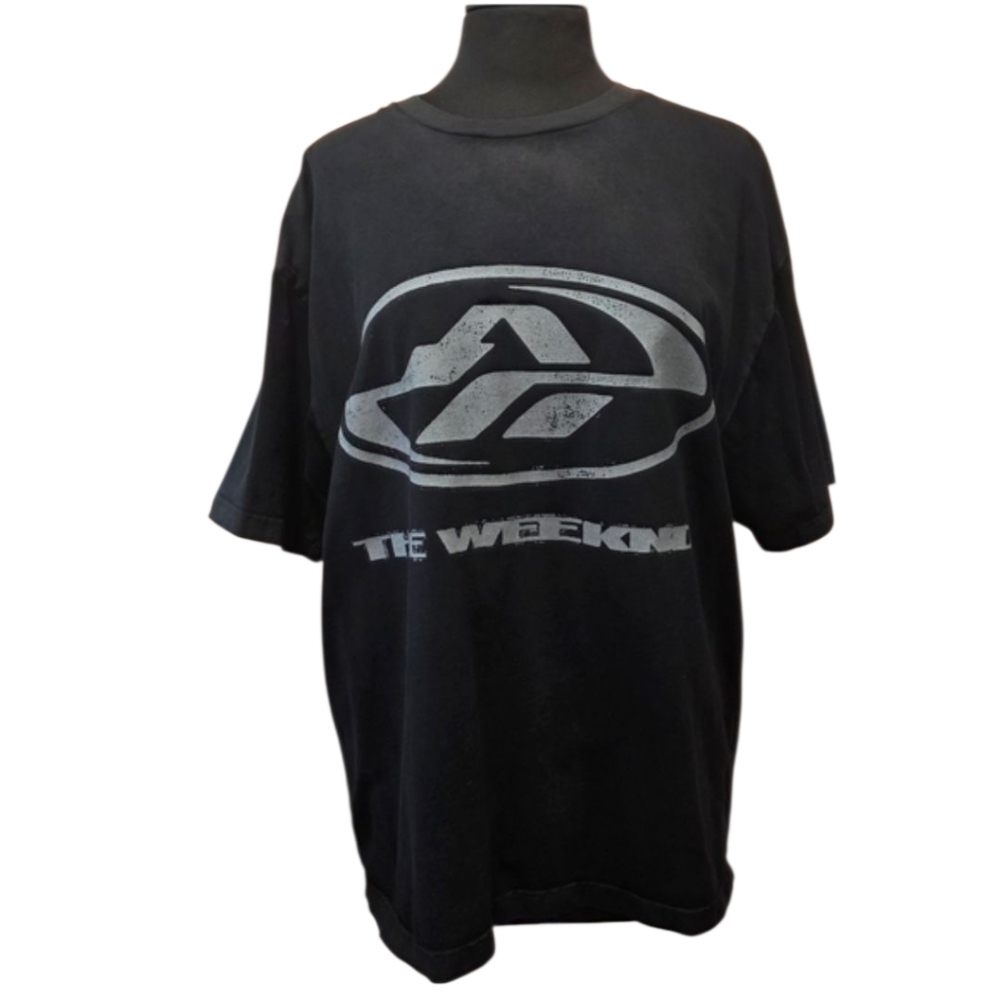 The Weeknd XL 2025 Tour Tee XO Fan Concert T-shirt